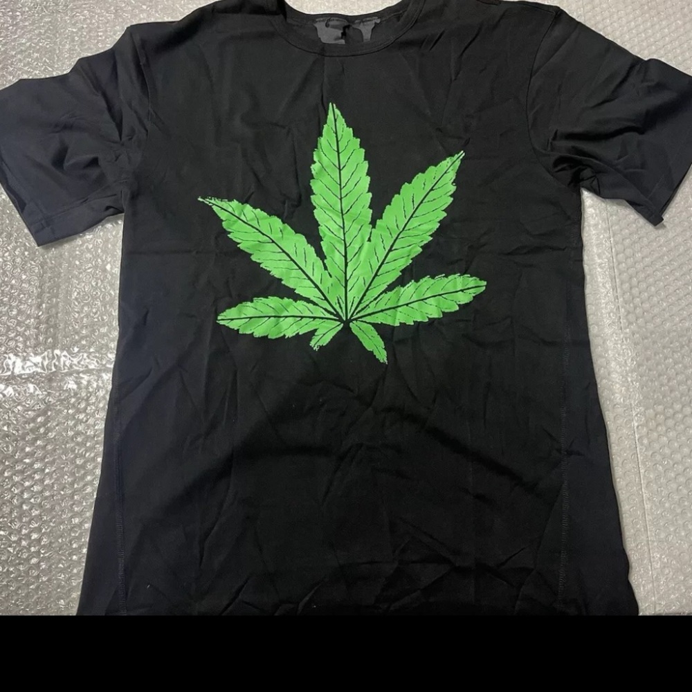 Vlone 420 Tshirt collection item